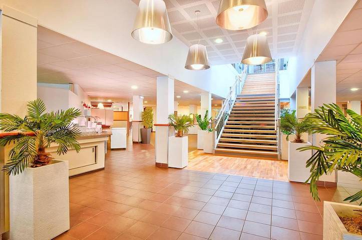 Club vacances pour 2 personnes, avec jardin et piscine dans les Alpes francaises - 3