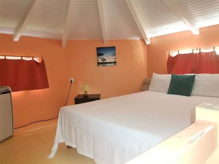 Apartamento de vacaciones para 4 personas, con jardín además de vistas y piscina - 1