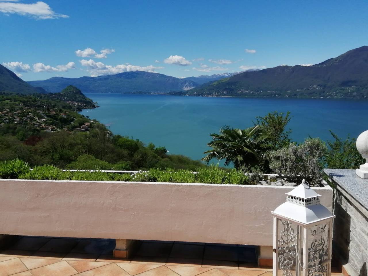Casa vacanze 'Belvedere36' con vista lago, garage e aria condizionata in Bedero, Brezzo di Bedero