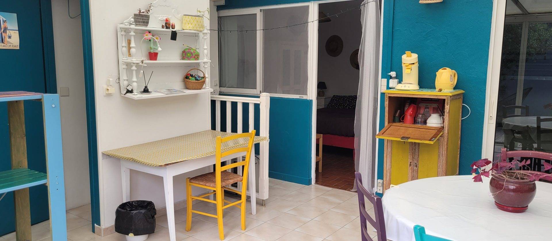 Une chambre indépendante sur cour, à 300 m de l'océan - Chambre in Châtelaillon-Plage, Région de La Rochelle