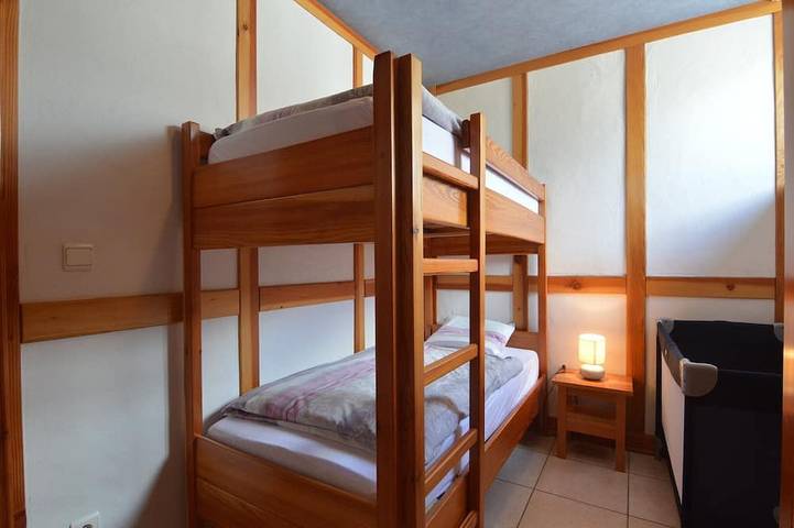 Location de vacances pour 8 personnes, avec sauna ainsi que jardin et terrasse à Butgenbach - 3