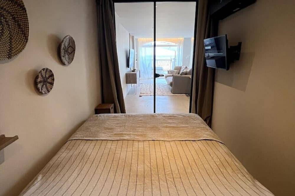 Appartement entier, Wohnung mit Meerblick am Strand Playa den Bossa in Playa d'en Bossa, Sant Josep de sa Talaia