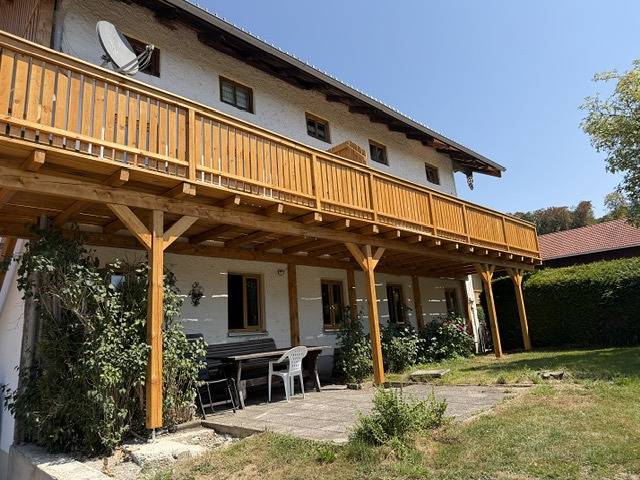 Ganze Ferienwohnung, Ferienwohnungen Hummel - Ferienwohnung im Obergeschoss, 40 qm, für 1 - 3 Personen in Grabenstätt, Chiemsee