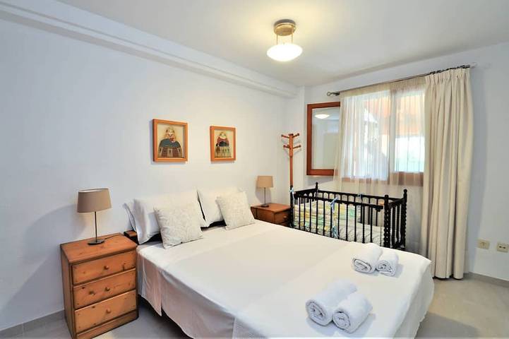Ferienhaus für 6 Personen, mit Terrasse und Garten in Palma - 2