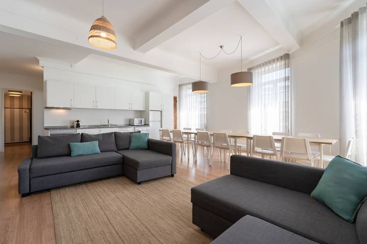 Apartamento de férias para 15 pessoas no Porto