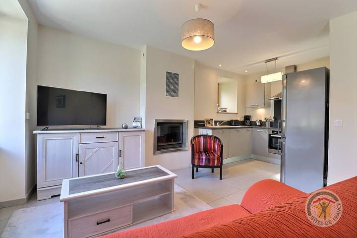 Gîte pour 4 personnes, avec Terrasse ainsi que Jardin et Vue à Meillac - 4