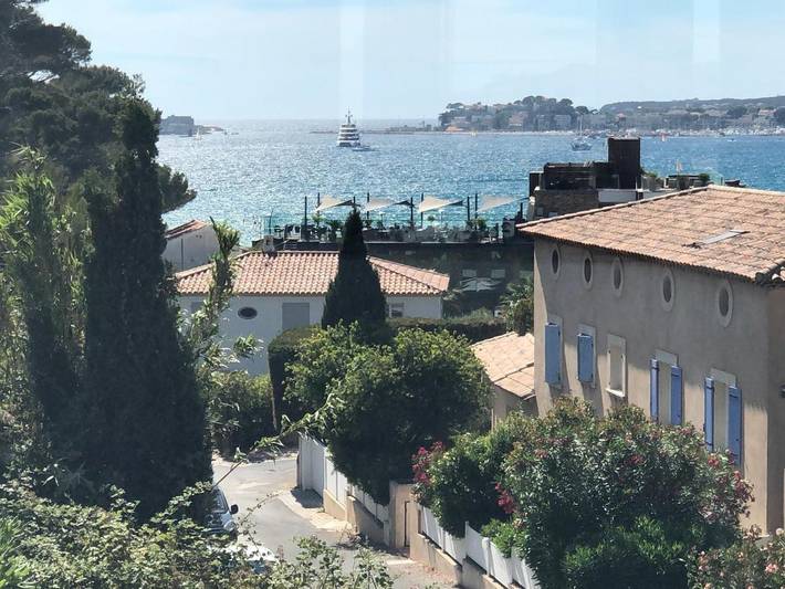 Location de vacances pour 4 personnes, avec piscine ainsi que jardin et vue, animaux acceptés dans Plage de La Gorguette - 4