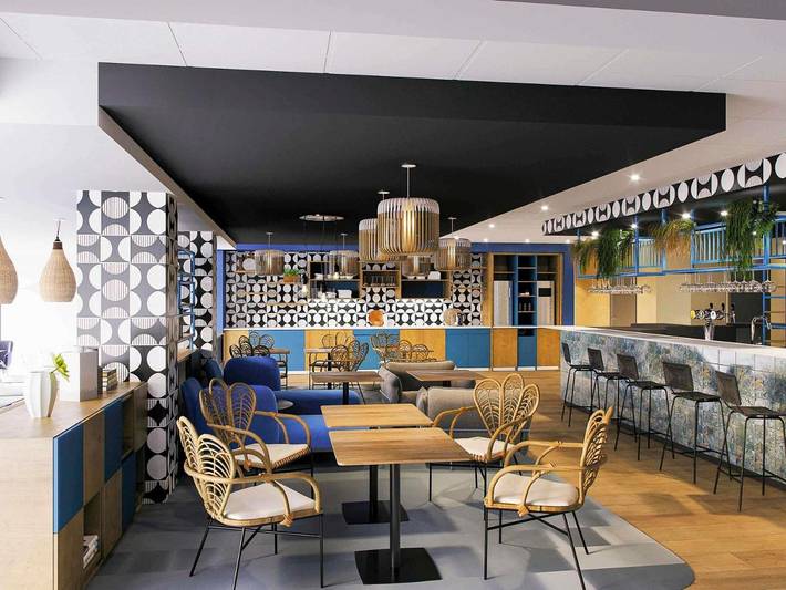 Hotel para 4 personas, con terraza y piscina, Se admiten mascotas - 1