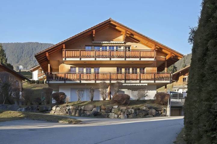 Chalet pour 4 personnes, avec balcon - 1