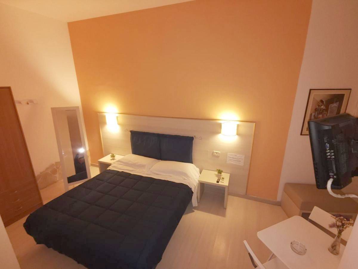 Basic Double Room in Aci Castello (Borgo), Aci Castello