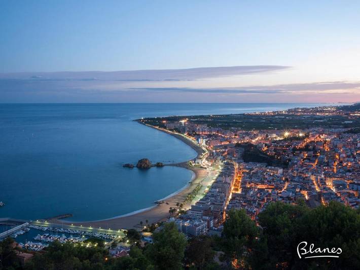 Camping para 4 personas, con Terraza y Piscina en Lloret de Mar