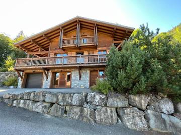Maison de campagne pour 10 personnes, avec balcon et jacuzzi à La Côte-d'Arbroz