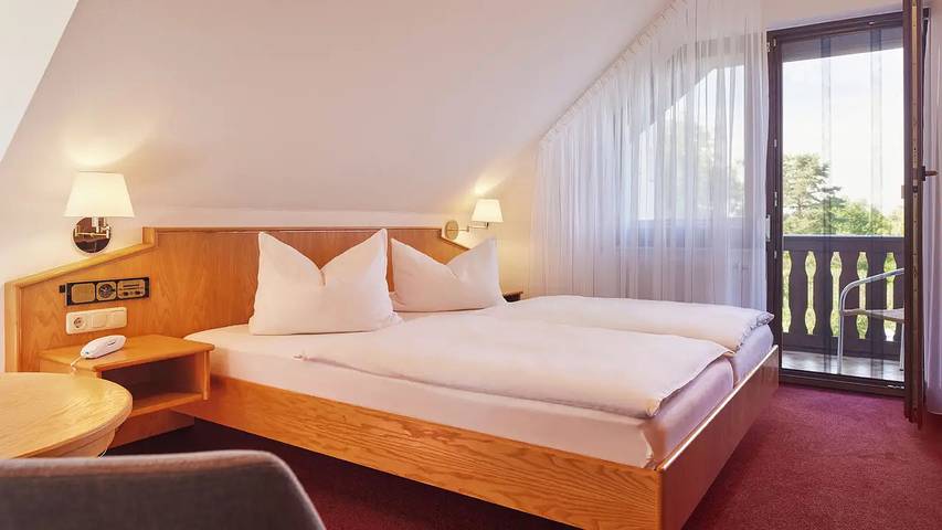 Ferienwohnung für 4 Personen, mit Sauna und Garten in Sächsisches Elbland - 2