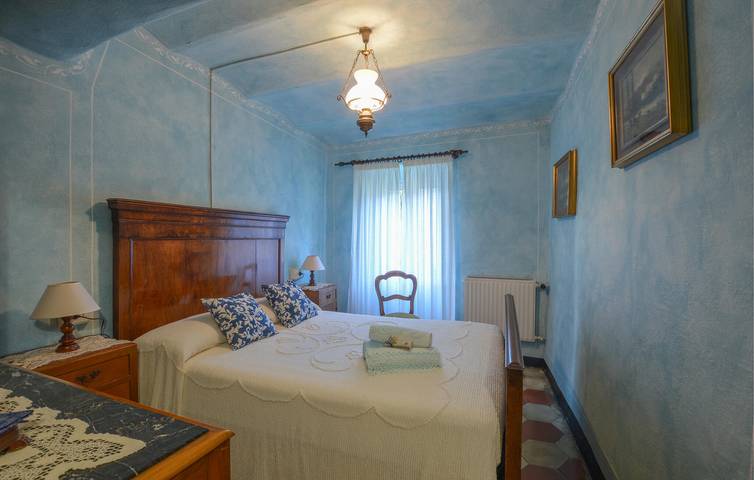 Accogliente appartamento di 150m²: WiFi, Lavatrice, TV, Parcheggio | Varese in Varese Ligure, Provincia di La Spezia