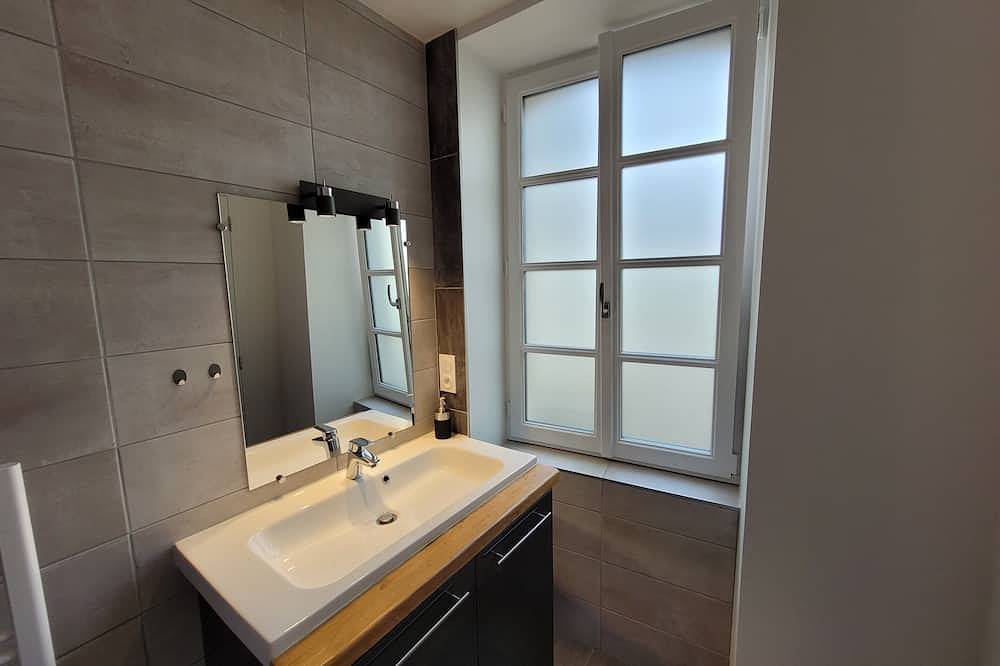 Entire apartment, Apartment T2 Quimper historic center in Quimper, Quimper region