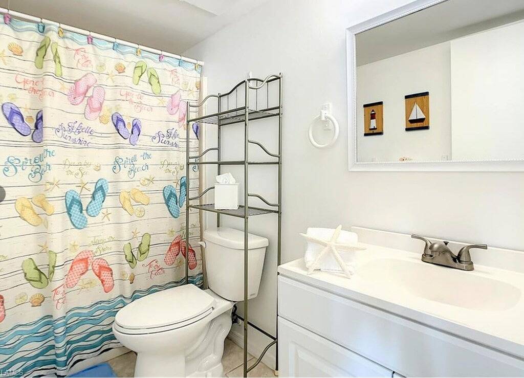 Ganze Wohnung, Steps to the Sand, Dive into the Pool – Live the Dream!\" in Fort Myers Beach, Estero Island