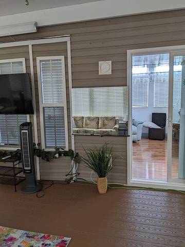 Cabin for 6 Guests in Four Corners, Lake County, Picture 4