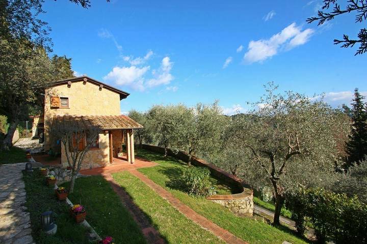 Location de vacances pour 6 personnes, avec jardin dans Corsanico Bargecchia - 3