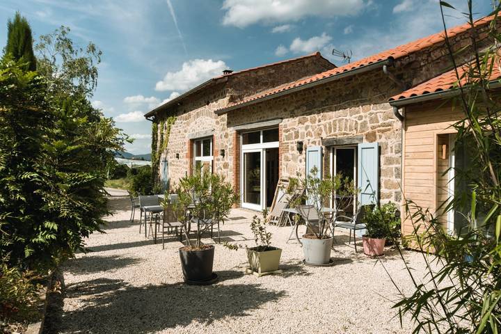 Chambre d’hôte pour 4 personnes, avec jardin dans Parc Naturel Régional du Pilat - 2