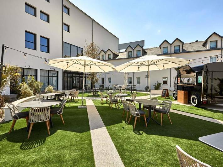 Hôtel pour 3 personnes, avec piscine et jardin, animaux acceptés à Mouilleron-le-Captif - 4