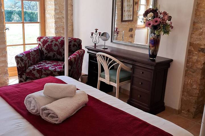 Gîte pour 12 personnes, avec jardin à Nabirat - 4