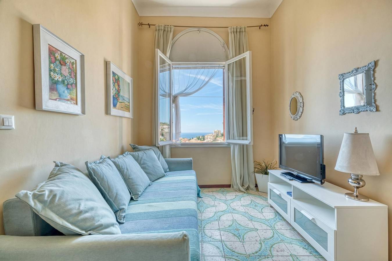Ganze Wohnung, Casa Stefania - Quadro sul Mare in San Remo, Sanremo Gemeinde