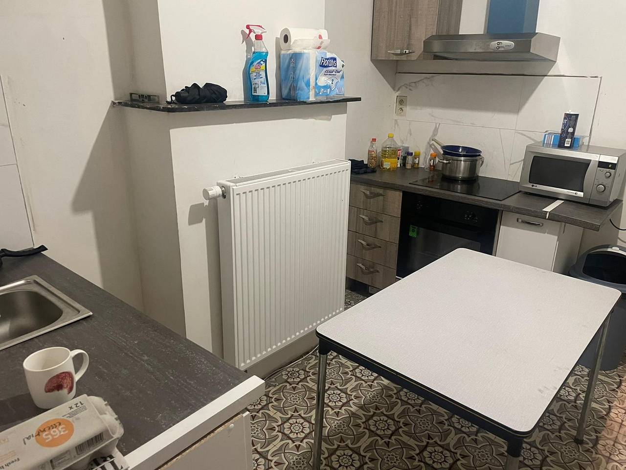 Appartamento intero, Appartamento moderno a Liegi con parcheggio 80 m² in Liegi, Liegi e dintorni