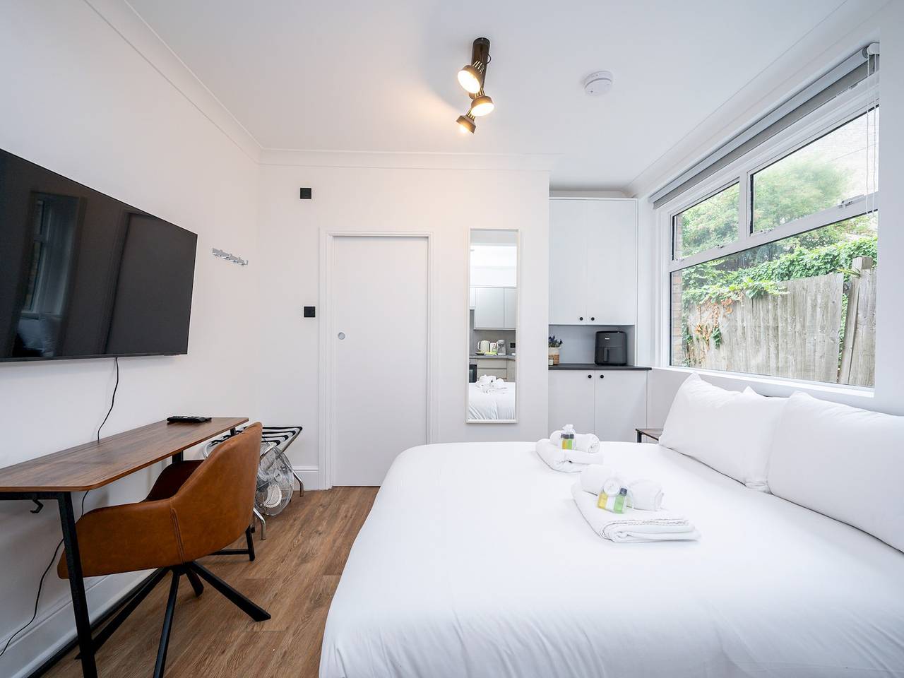 Apartment for 2 People in Croydon, London