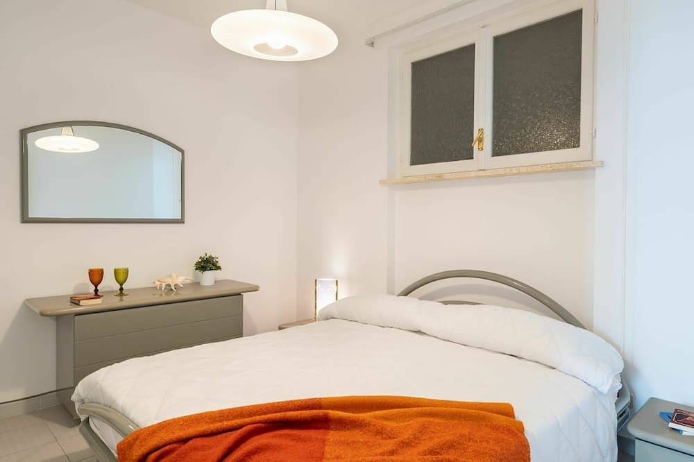 Entire apartment, Beautiful apartment for 4 people with Wifi and balcony in Ventimiglia (City), Ventimiglia