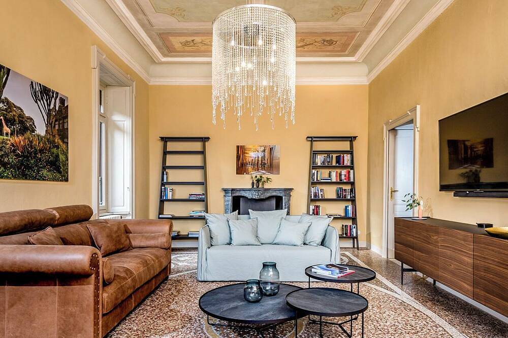 Villa Rododendro – Historische Luxusvilla mit Pool, Garten & direkter Seelage in Cannero, Cannero Riviera
