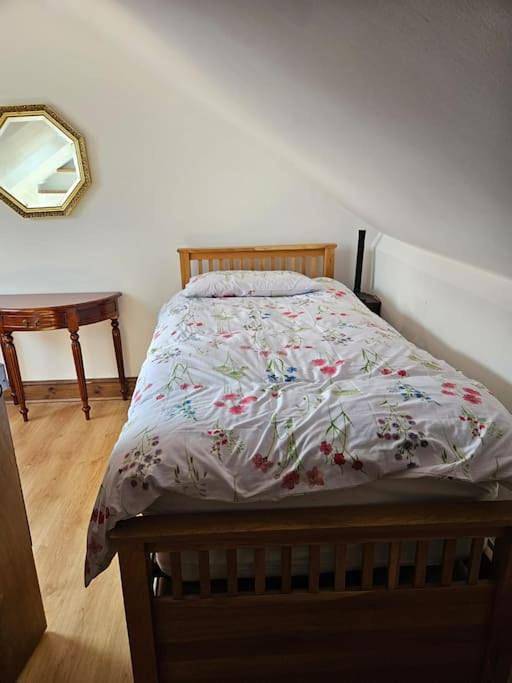 Location de vacances pour 8 personnes, avec jacuzzi ainsi que jardin et terrasse à Winchester - 2