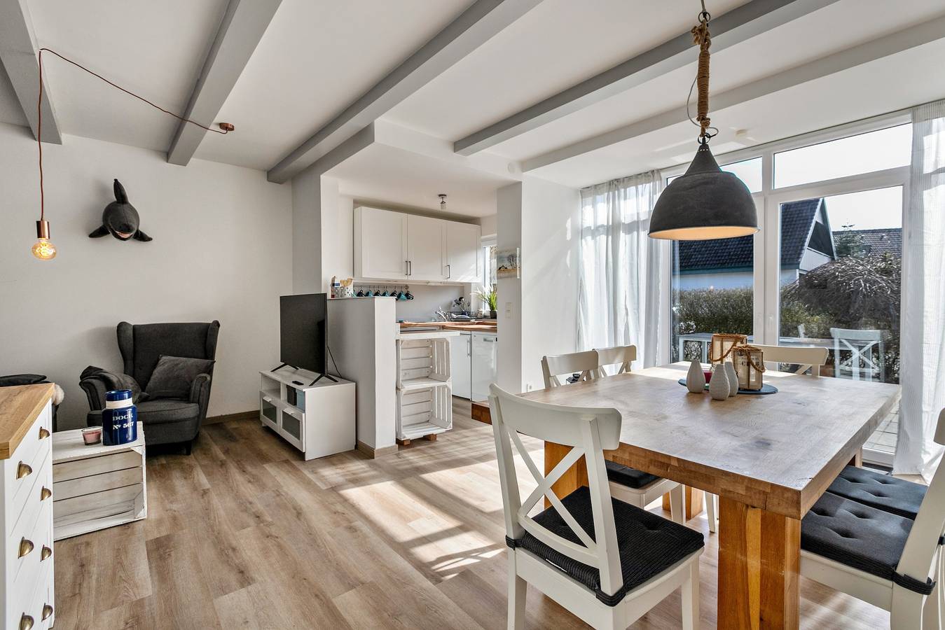 Ferienhaus "Deich Hus" mit privater Terrasse, Garten und Wlan in Büsumer Deichhausen, Nordseeküste