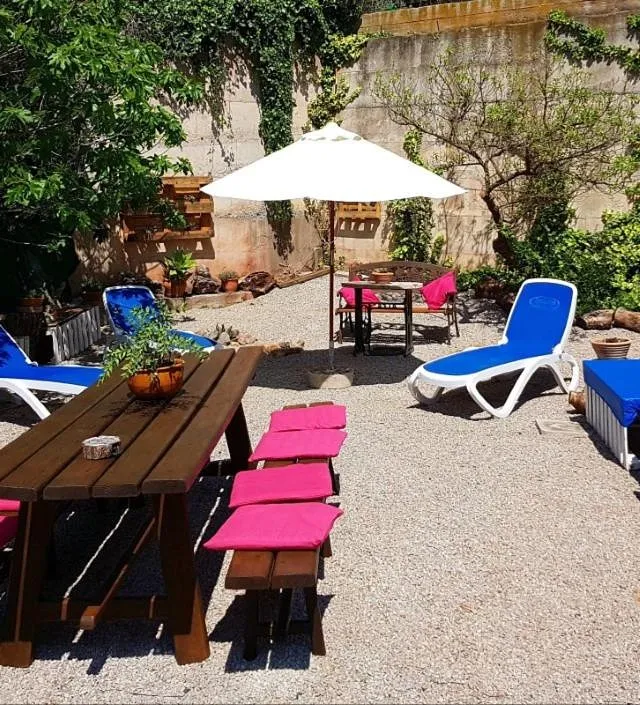 Casa de vacaciones para 3 personas, con vistas además de jardín y terraza - 1