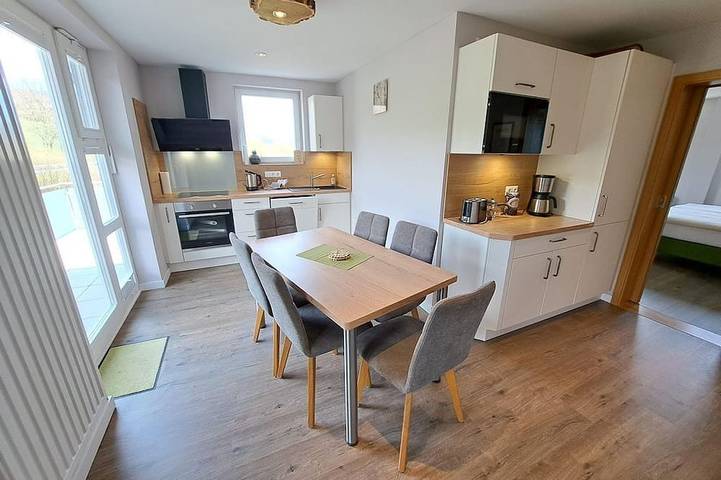 Ferienwohnung für 6 Personen, mit Garten und Balkon sowie Sauna - 1