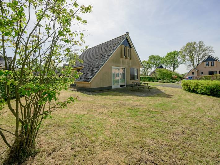 Ferienhaus für 4 Personen, mit Terrasse und Garten in Sondel