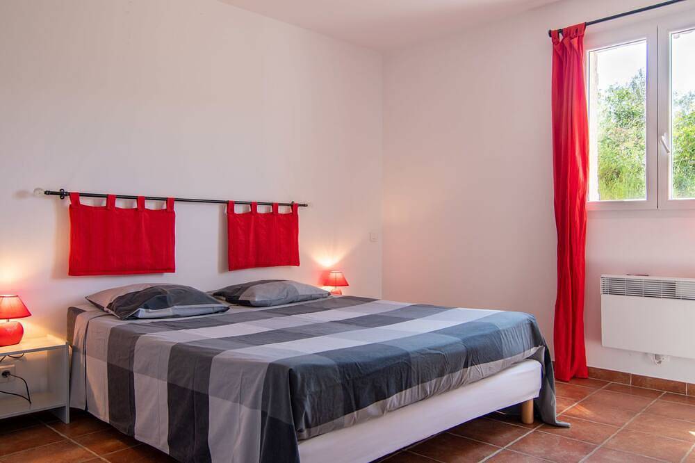 Les Restanques by Interhome in Carcès, Región Brignoles