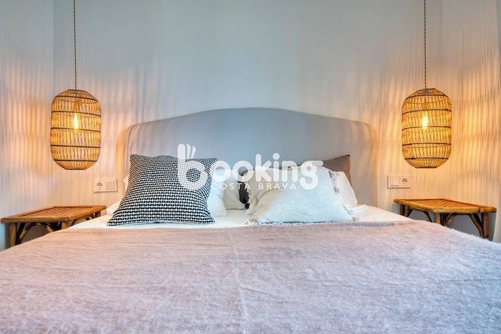 Ganze Wohnung, Charming apartment in Sant Feliu de Guíxols with pool and spectacular sea views in Sant Feliu de Guíxols, Costa Brava