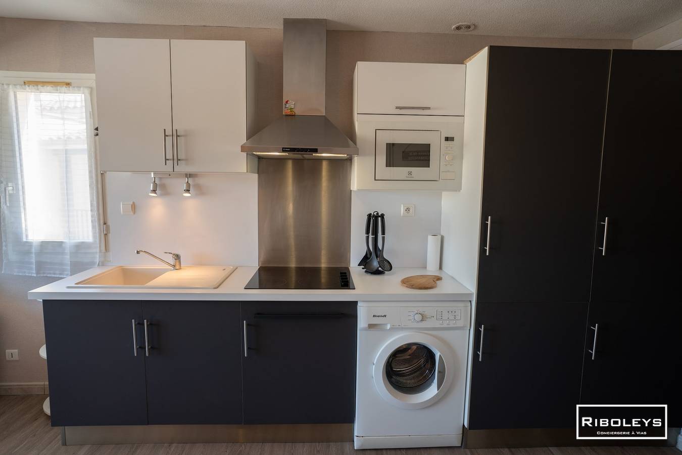Appartement entier, Riboleys - T2 avec Wifi et clim à 300m de la mer in Vias Plage, Vias