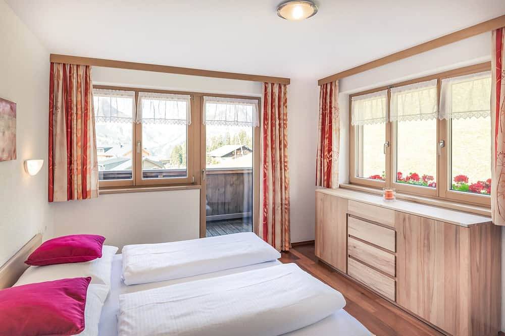 Ganze Wohnung, Appartement Panorama für 7 Pers Balkon in sonnige Lage u Blick auf Bergpanorama in Schröcken, Bregenzerwald