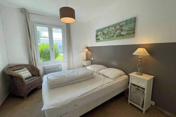 Location de vacances pour 6 personnes, avec Balcon ainsi que Jardin et Piscine dans Plage de la Cible - 3