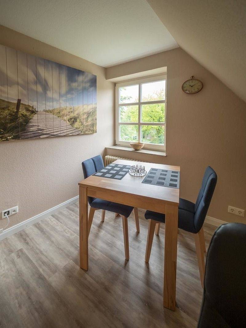 Entire apartment, Tolle Ferienwohnung im Inselhaus Arche Svea in unmittelbare Nähe zum Deich und zentraler Lage. in Spiekeroog