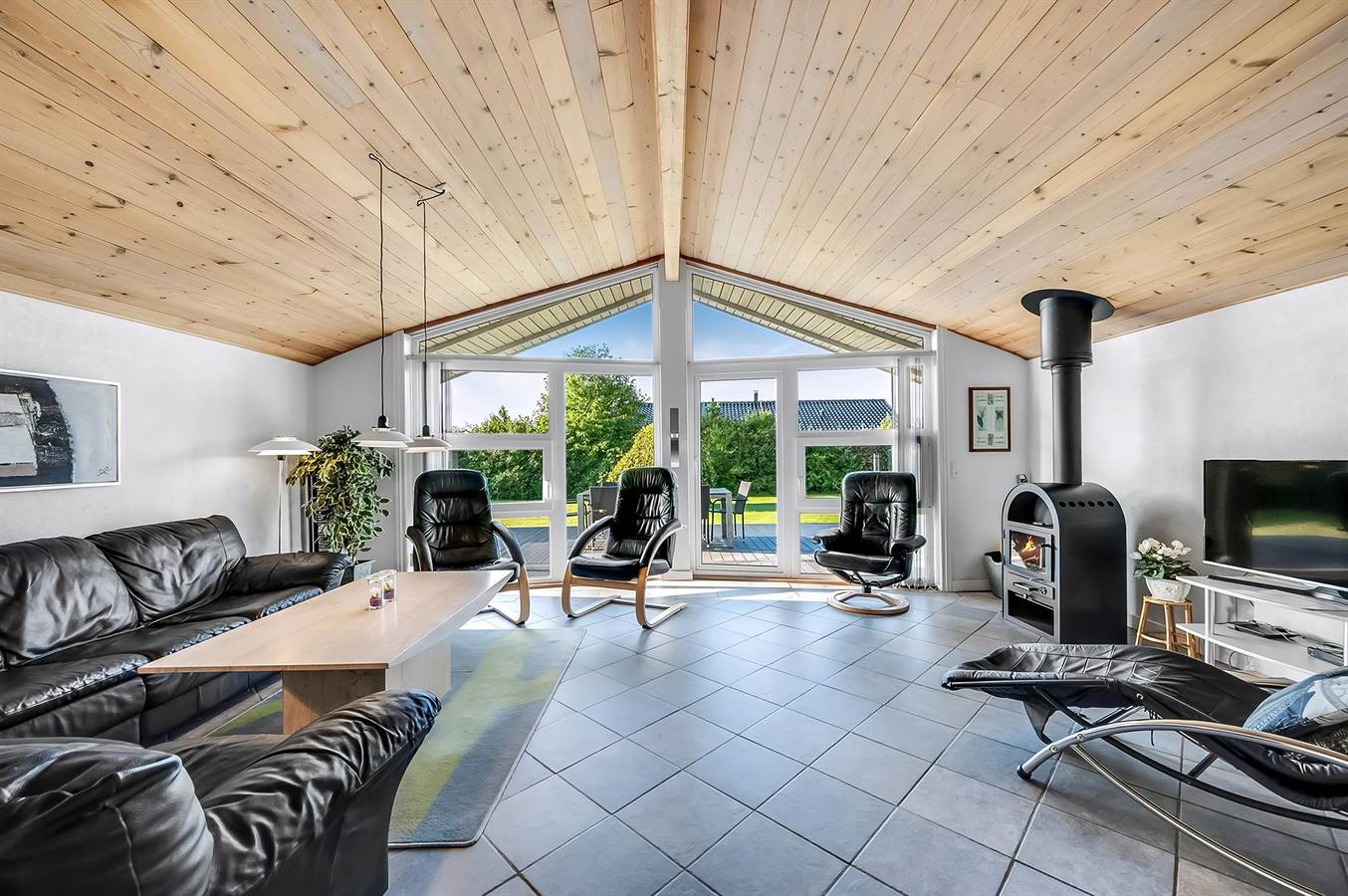 Stunning home in Tarm w/ 3 Bedrooms, Sauna and Wifi in Skaven Strand, Ringkøbing fjord