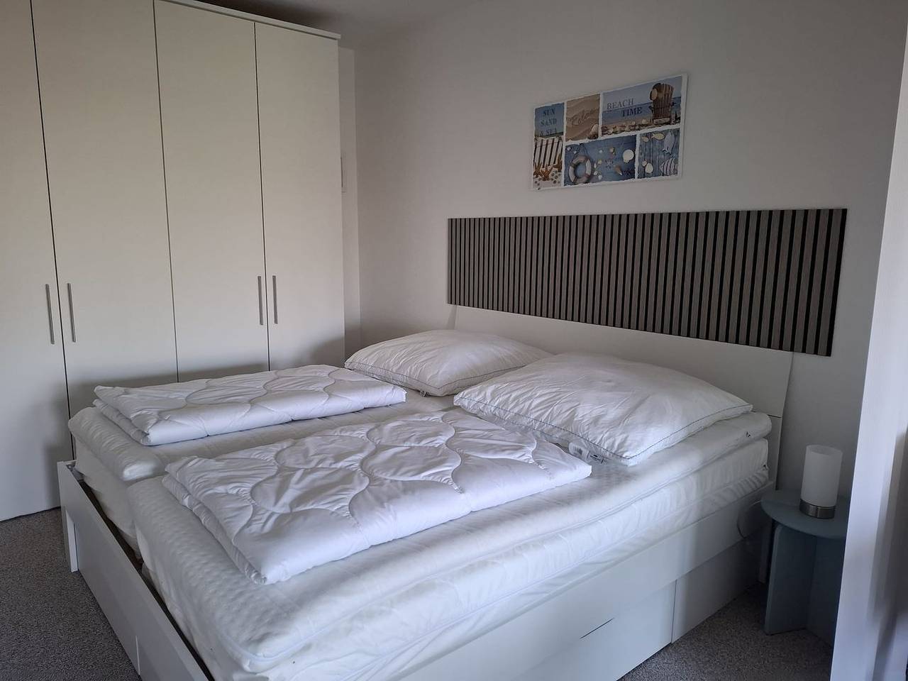 Ganze Wohnung, Gepflegte, neu ausgestattete Ferienwohnung mit herrlichem Ostseeblick. in Großenbrode, Ostholstein