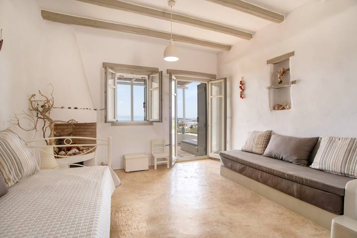 Villa "Christina Santa Maria" with Sea View, 2 Private Terraces & Wi-Fi in Paros