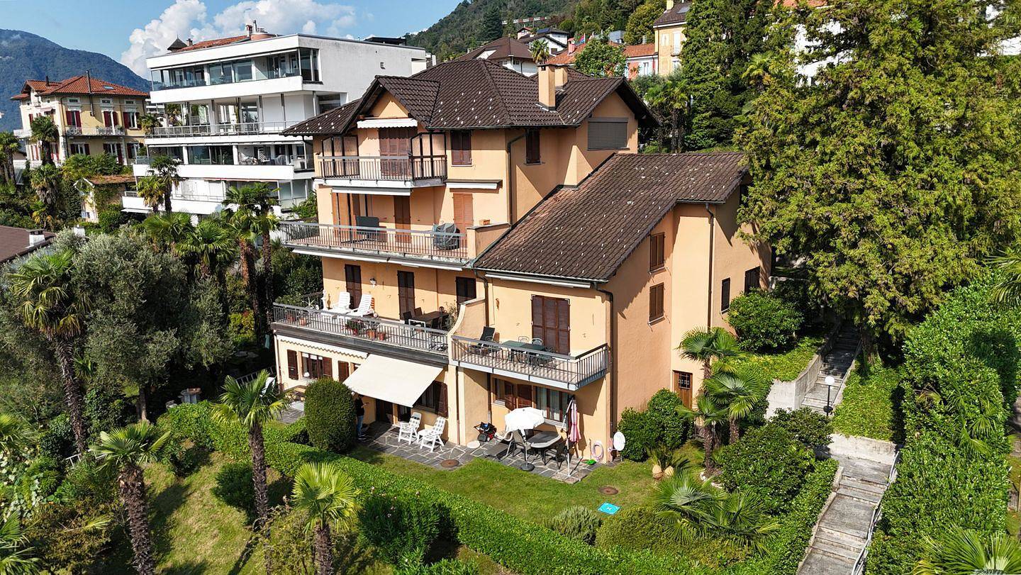 Appartement entier, Appartement de vacances pour 3 personnes avec vue sur le lac in Locarno, Alpes tessinoises