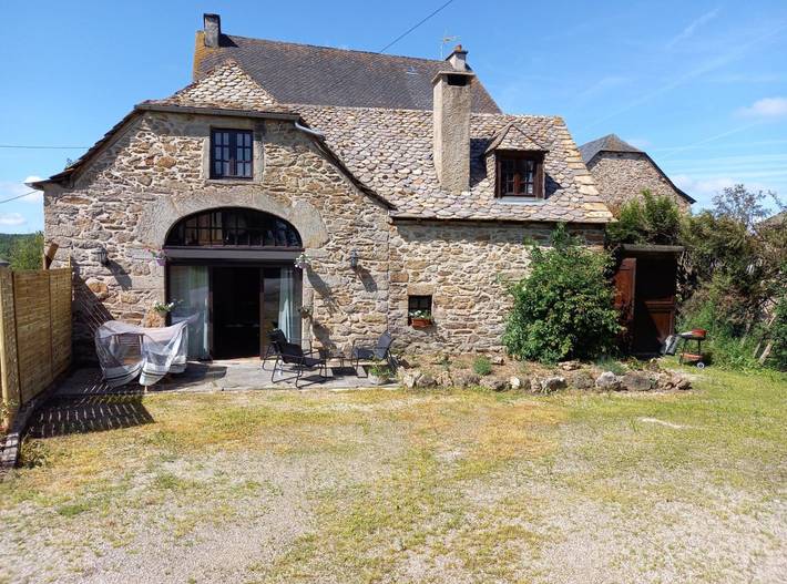 Gîte pour 5 personnes, avec terrasse et jardin dans l' Aveyron - 2