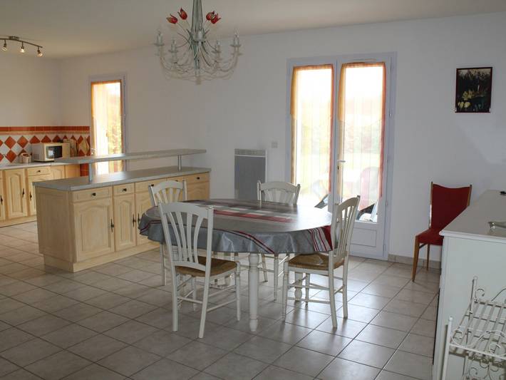 Location de vacances pour 5 personnes, avec terrasse et jardin à La Roche-Posay - 3