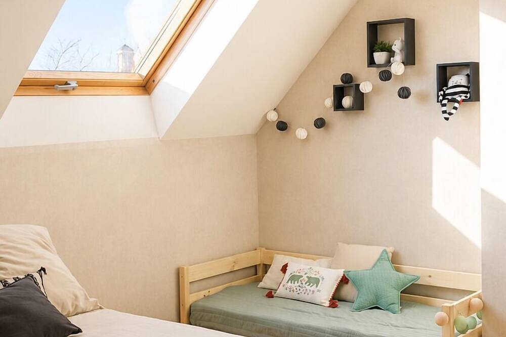 Large family house, with private pool in Mauges-sur-Loire, Región de Cholet