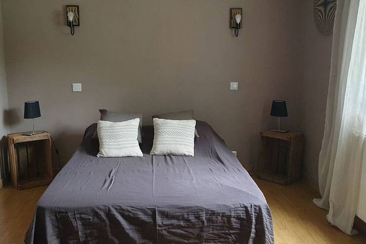 Location de vacances pour 7 personnes, avec jardin à Vertheuil - 2