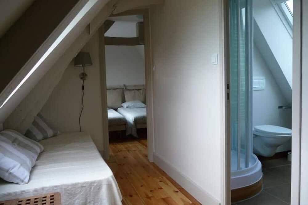Petit cottage breton in Plestin-les-Grèves, Ceinture Dorée